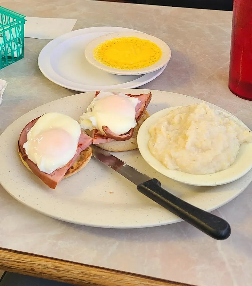 Eggs Benedict with Sauce on the Side